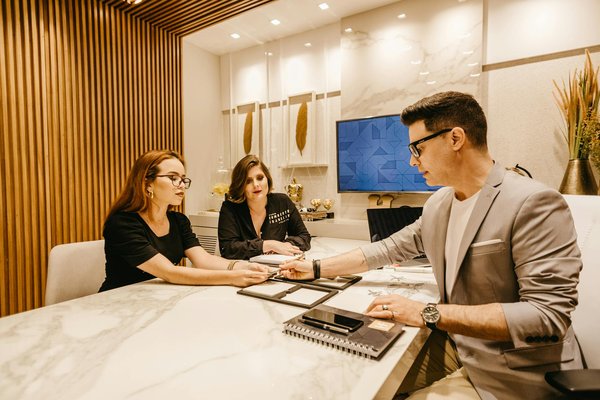 Mastering uk legal guidelines: key insights for businesses in the telemedicine industry